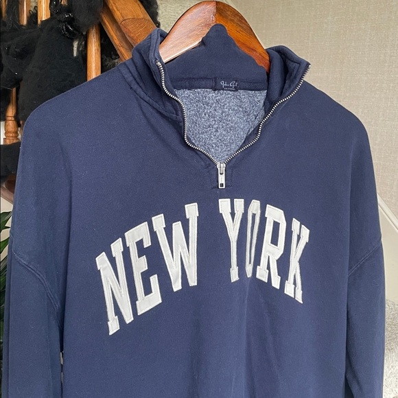 Brandy Melville John Galt New York Quarter Zip Up Sweater in Navy Blue - Picture 2 of 9